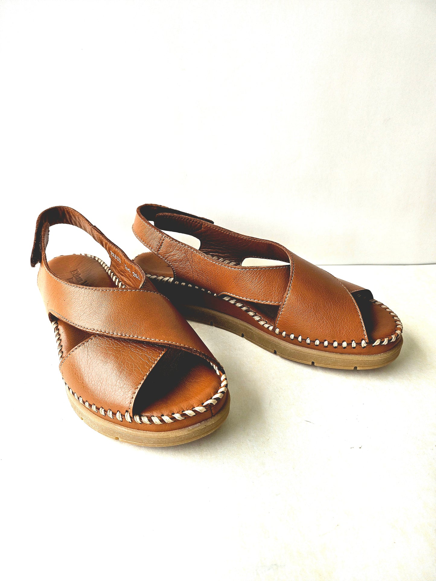 PACIFIC SANDAL - TAN