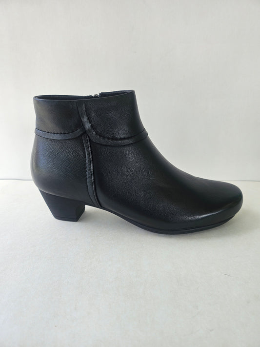 COOCH BOOT - BLACK WIDE FIT